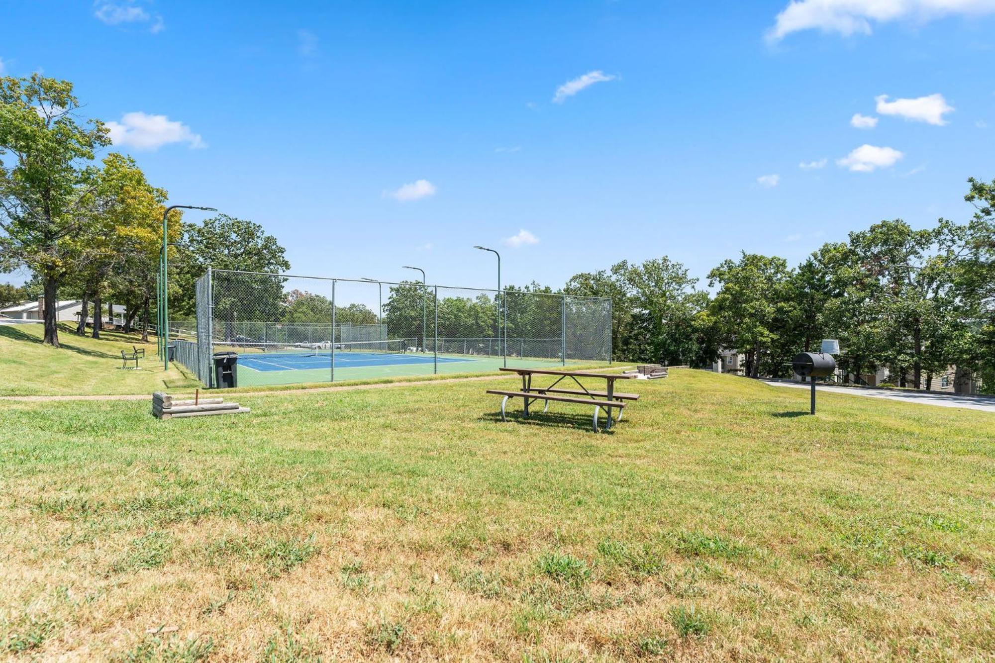 Point Lookout Cozy Top Floor 2Br Condo With View And Amenities!! מראה חיצוני תמונה